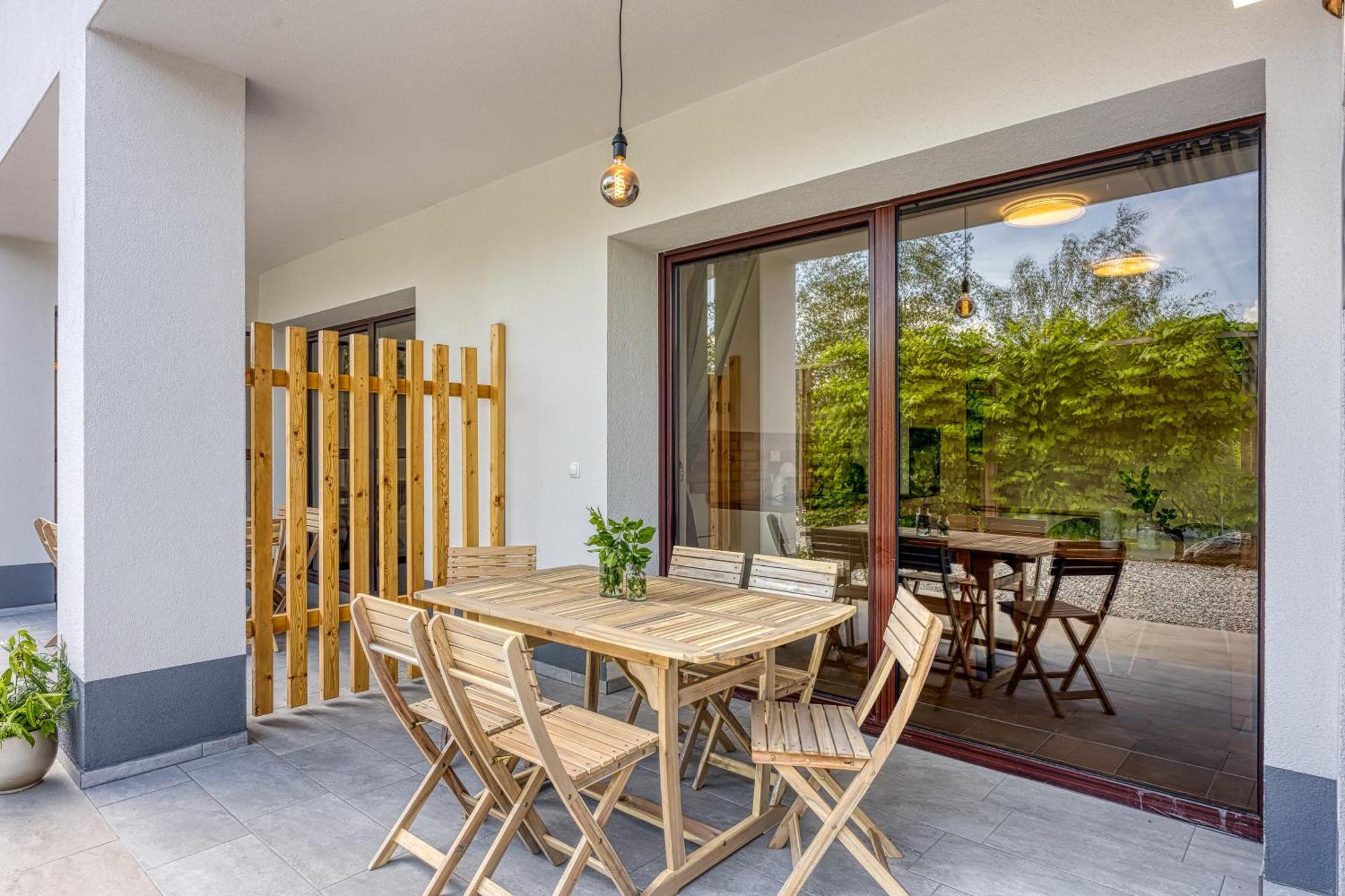 Vila Lisjak - Apartments Podcetrtek Phòng bức ảnh