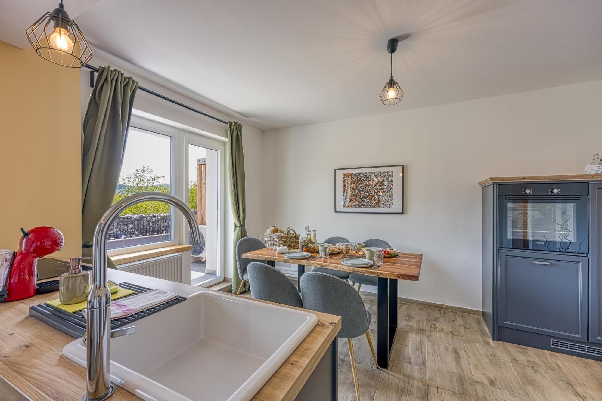 Vila Lisjak - Apartments Podcetrtek Ngoại thất bức ảnh